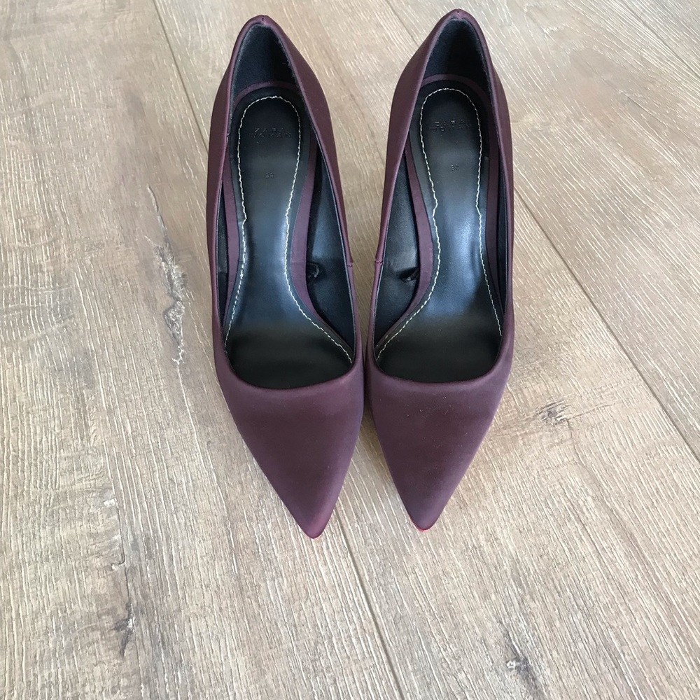 Brand New Zara 4” Satin Pumps
